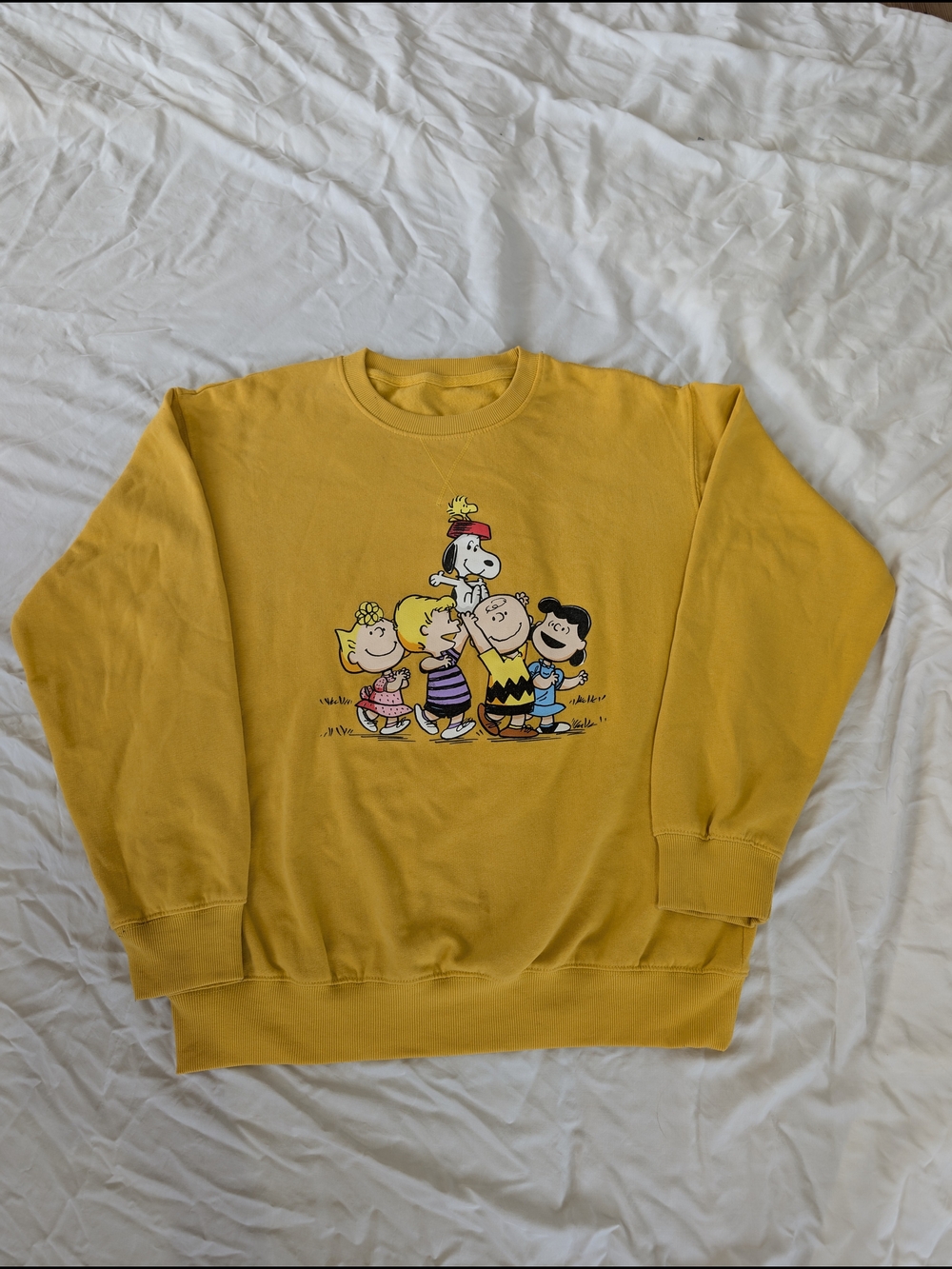 Yellow Peanuts Crewneck Sweatshirt - Classic Cartoon Graphic